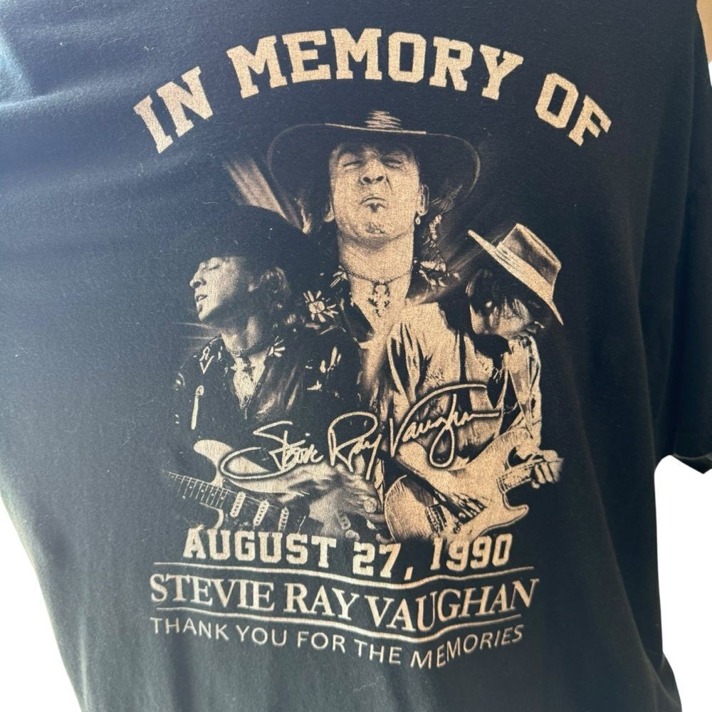 Black Stevie Ray Vaughan Tribute T-Shirt - Picture 4 of 8